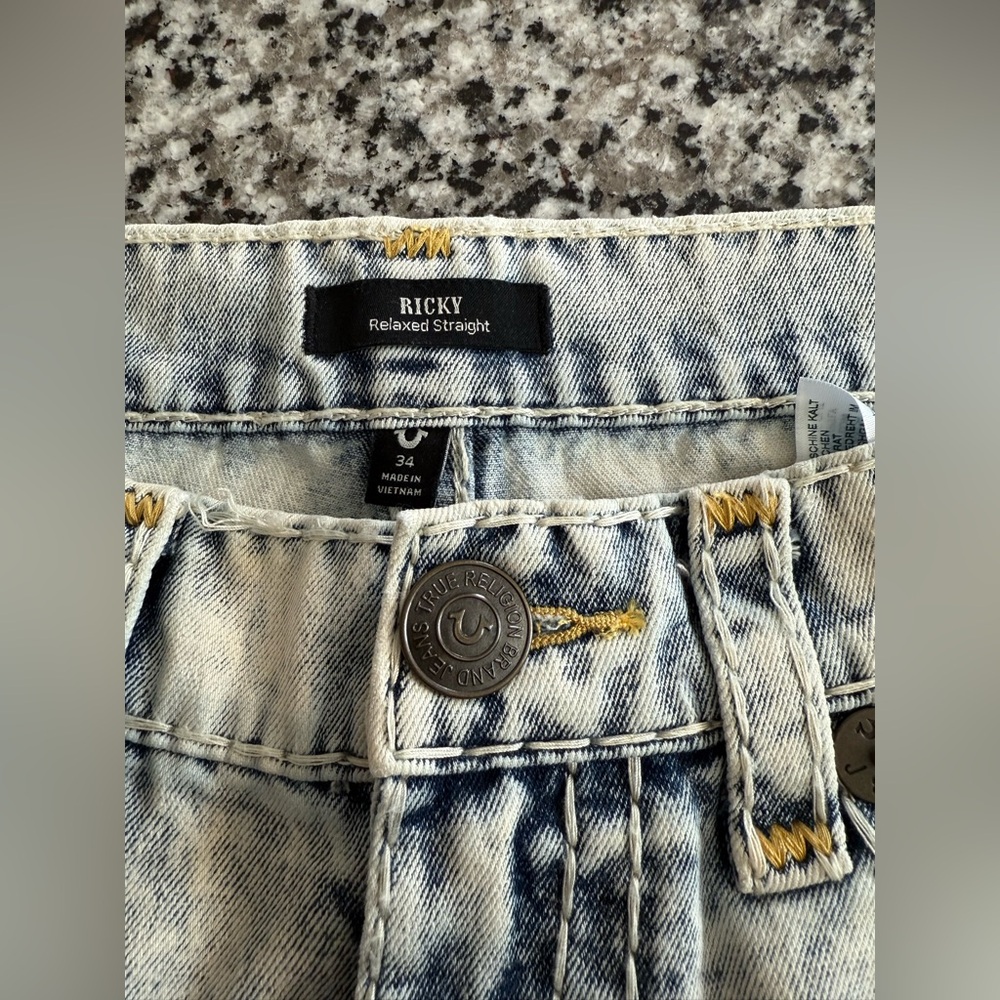 Men’s True Religion jeans - Picture 6 of 7